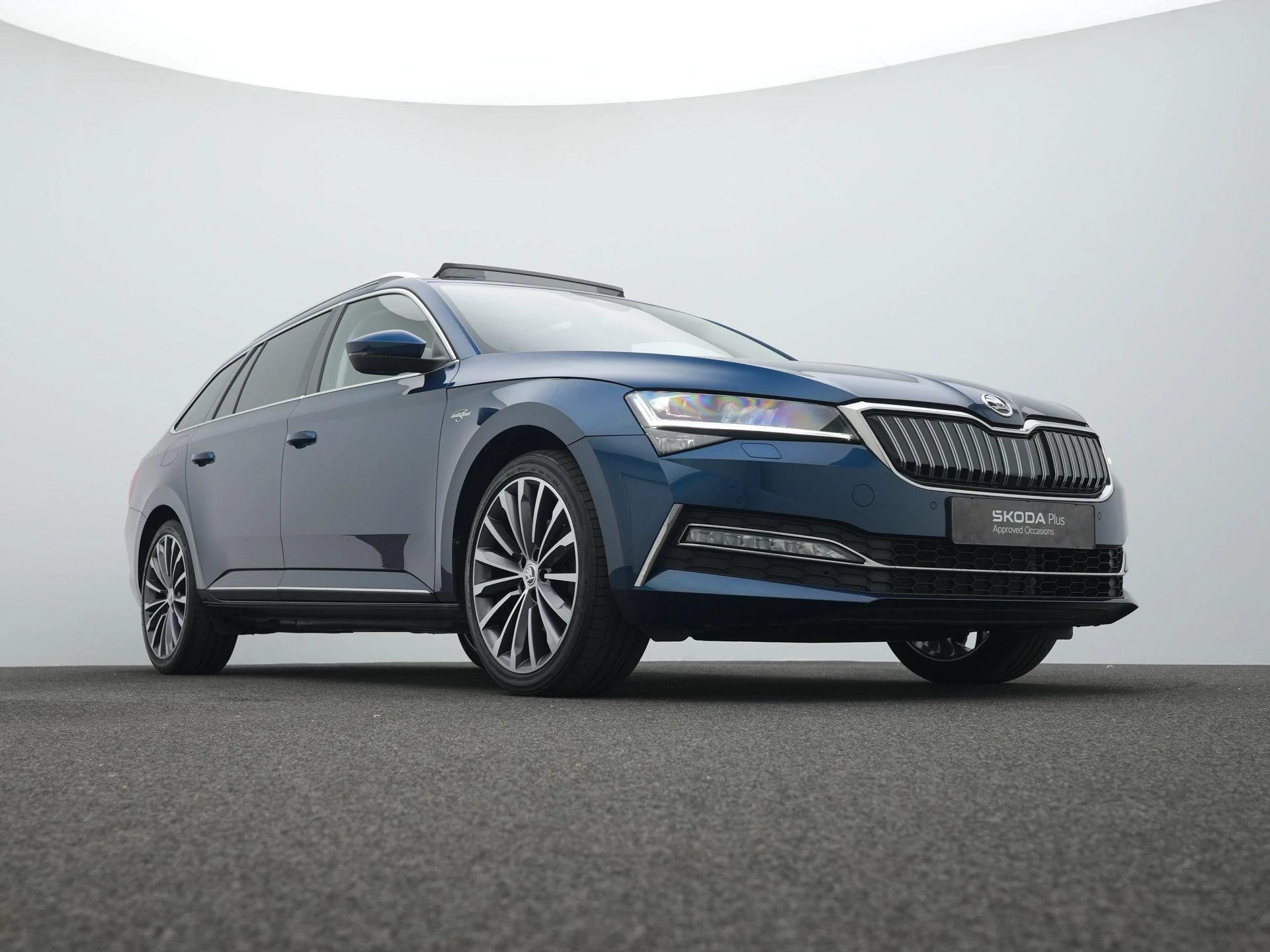 Hoofdafbeelding Škoda Superb