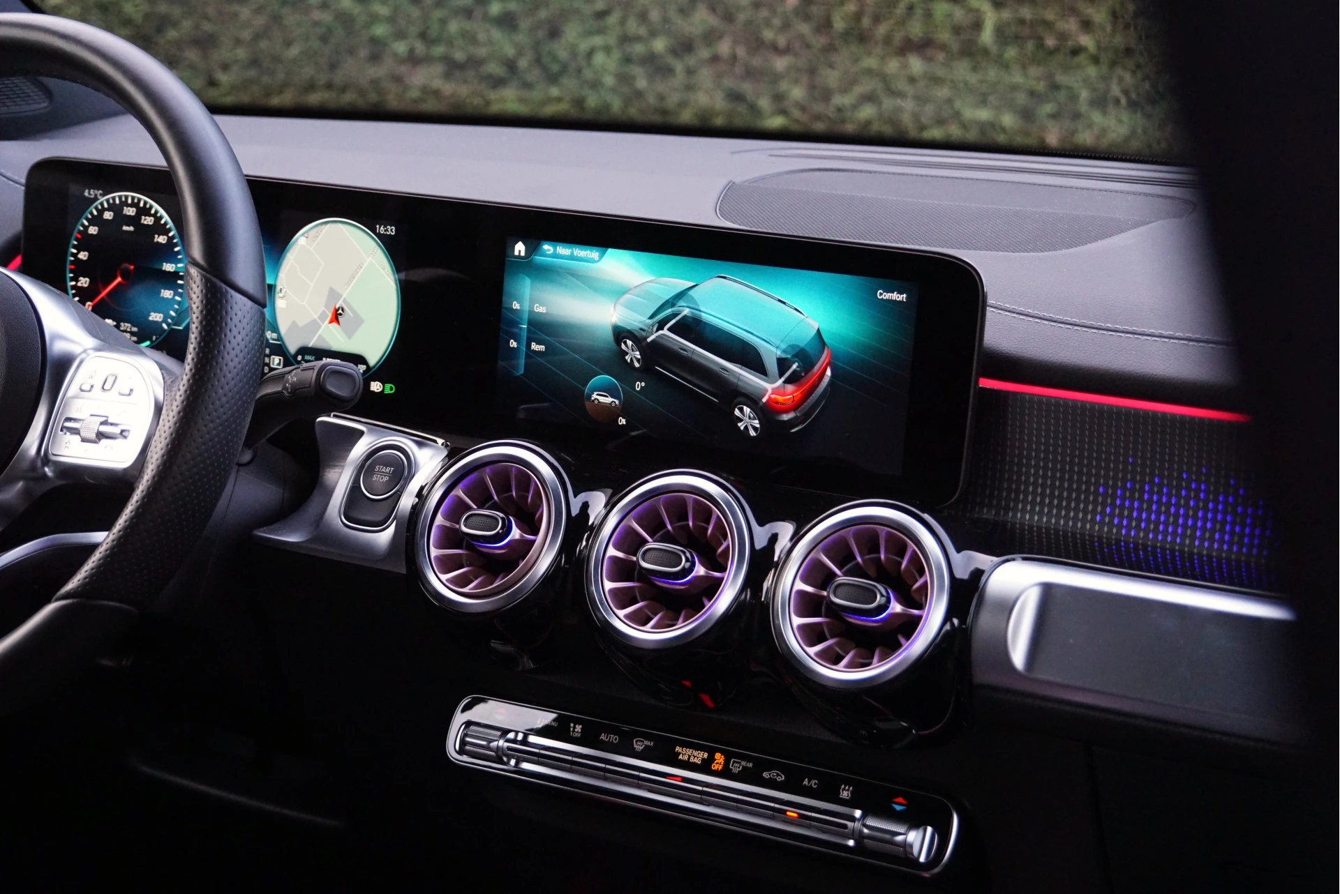 Hoofdafbeelding Mercedes-Benz EQB
