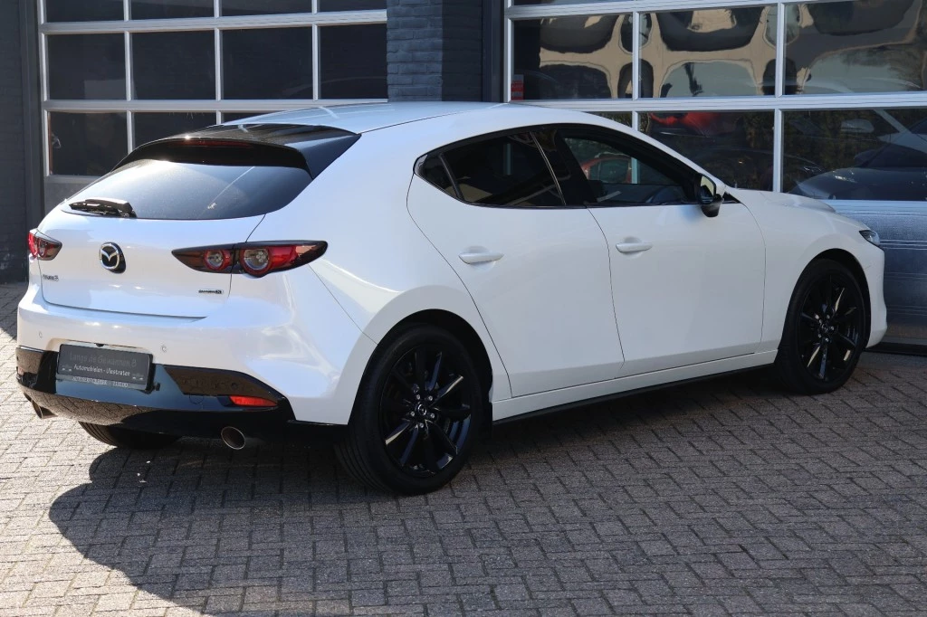 Hoofdafbeelding Mazda 3