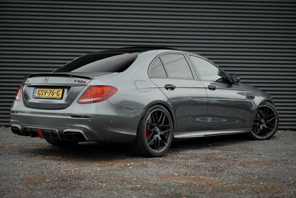 Hoofdafbeelding Mercedes-Benz E-Klasse