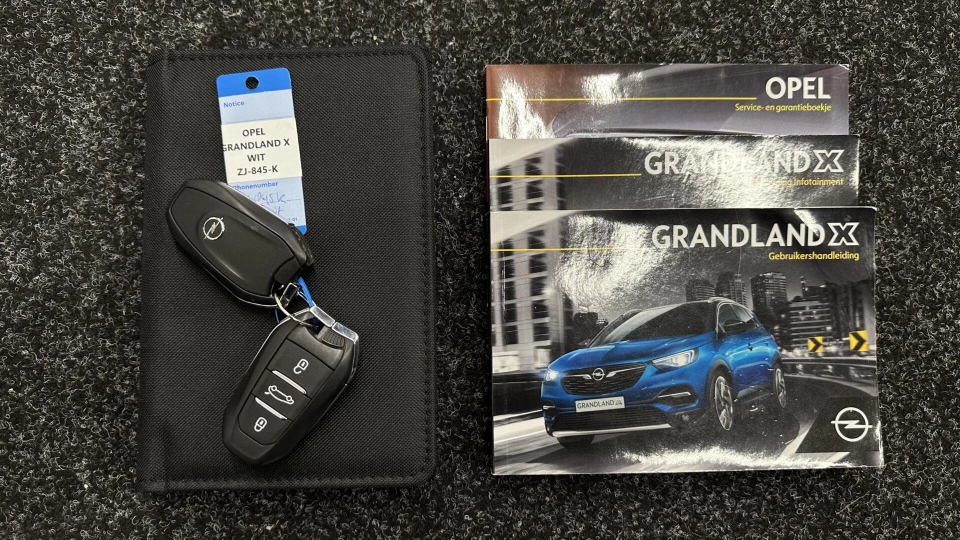 Hoofdafbeelding Opel Grandland X