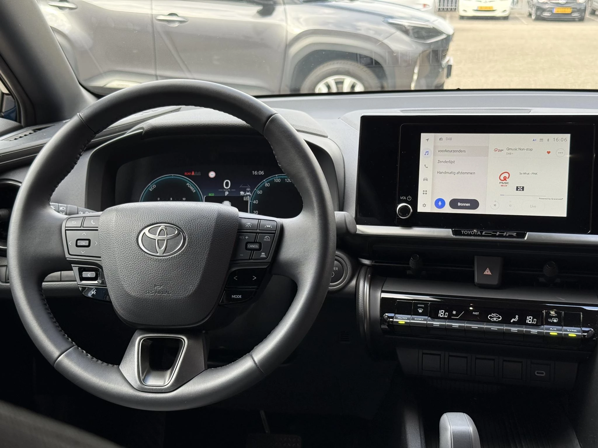 Hoofdafbeelding Toyota C-HR