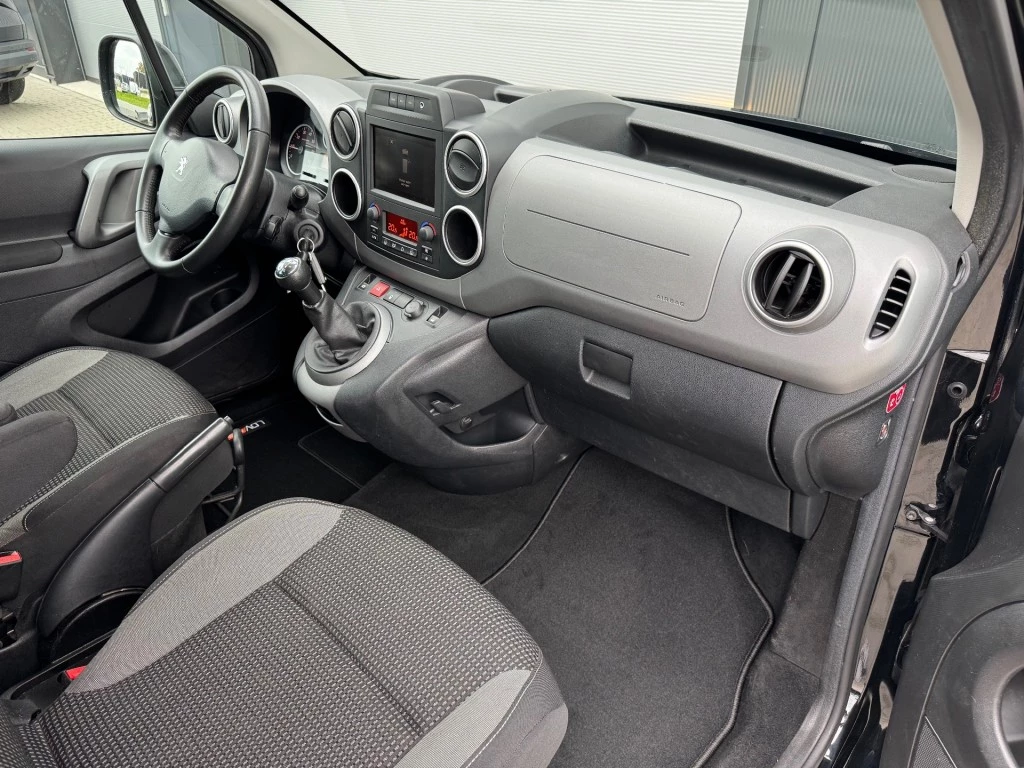 Hoofdafbeelding Peugeot Partner