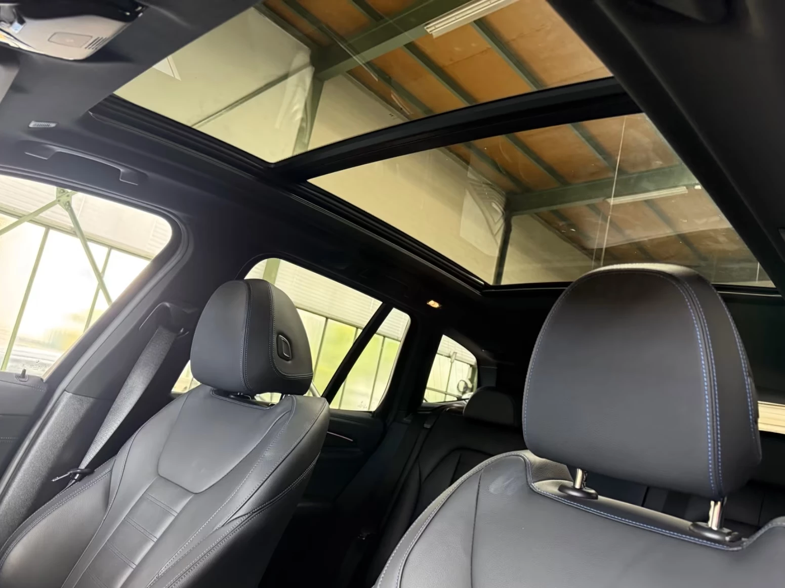 Hoofdafbeelding BMW iX3