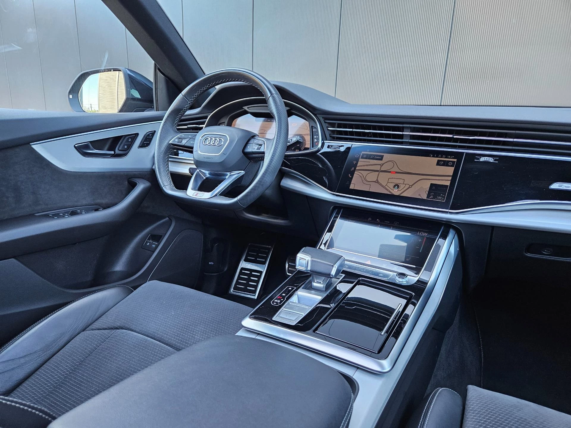 Hoofdafbeelding Audi Q8