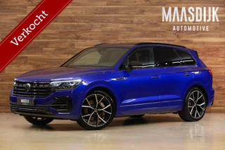 Hoofdafbeelding Volkswagen Touareg Volkswagen Touareg 3.0 TSIe 4MOTION|Massage|Nachtzicht|Pano|