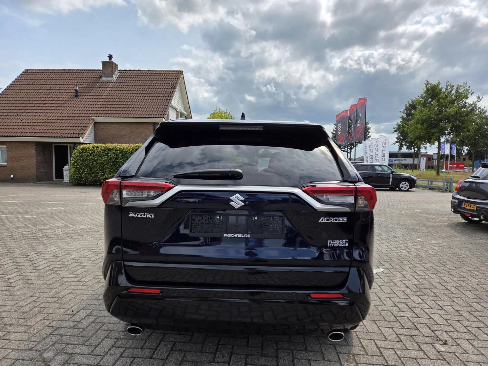 Hoofdafbeelding Suzuki Across