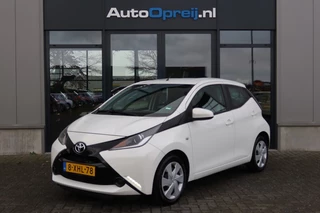 Toyota Aygo 1.0 VVT-i X-Play 5drs. LIM, Airco, Carplay