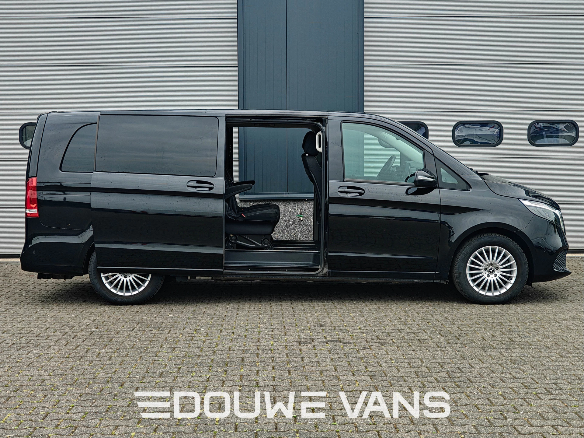 Hoofdafbeelding Mercedes-Benz EQV