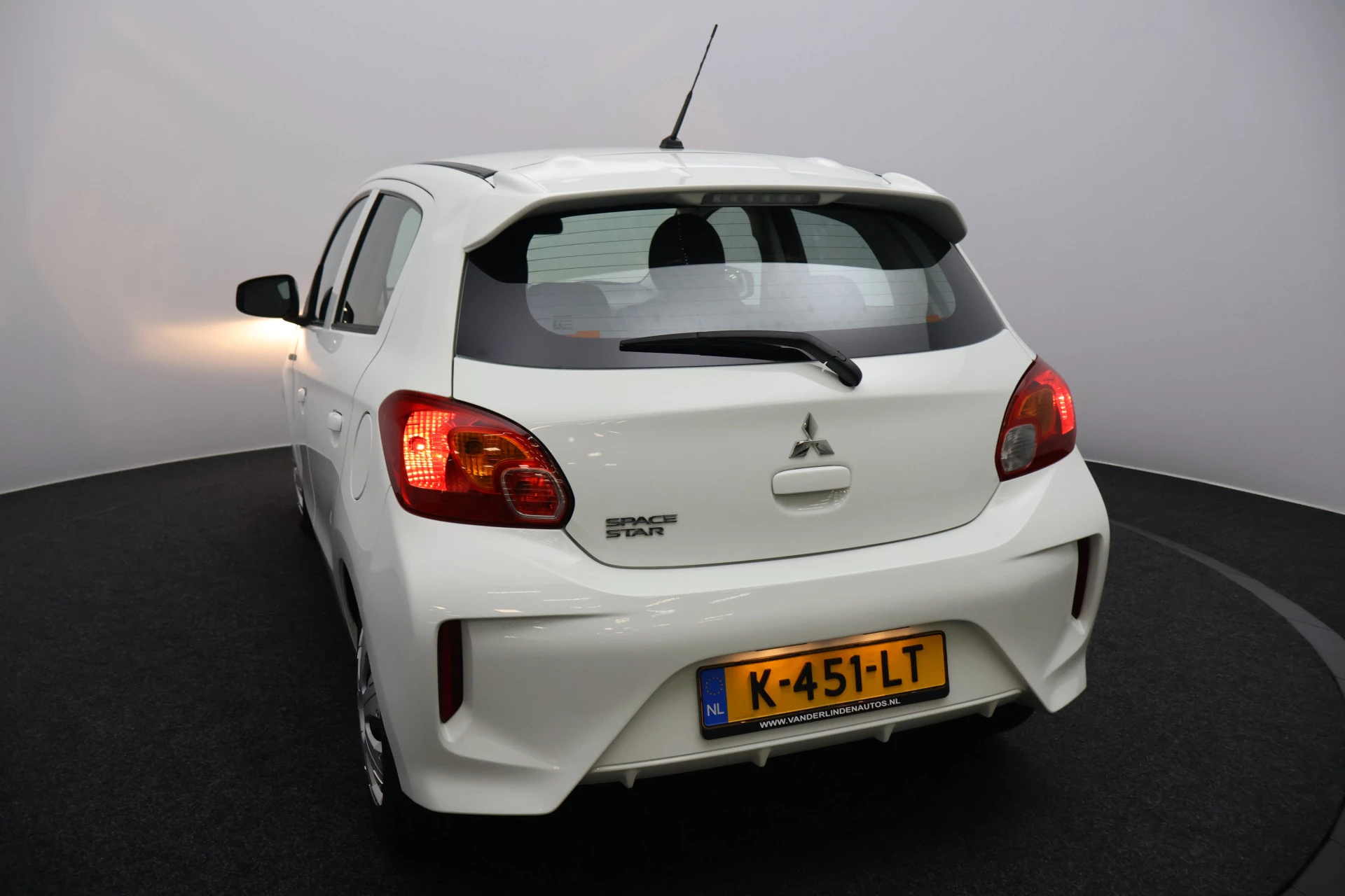 Hoofdafbeelding Mitsubishi Space Star