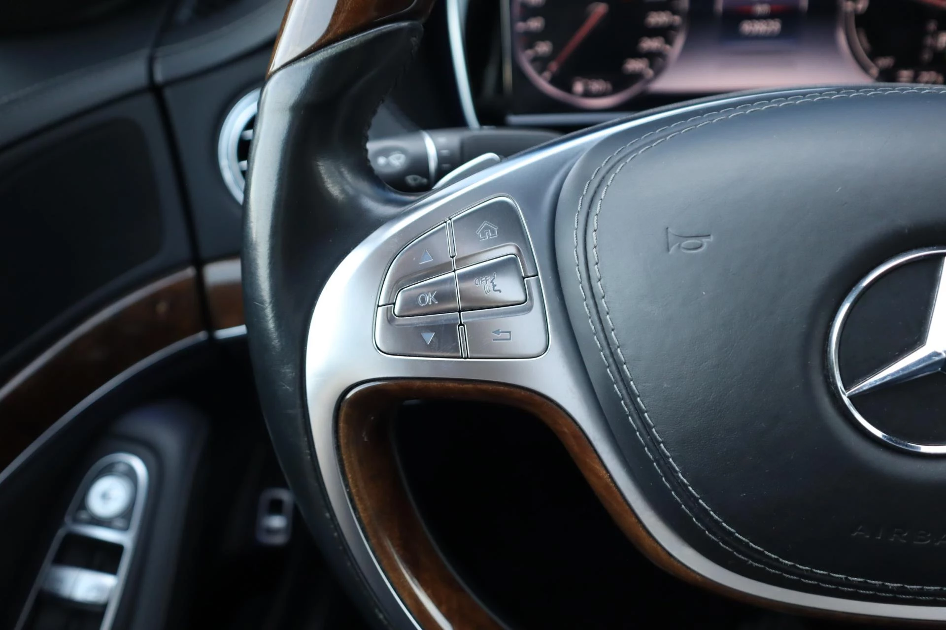 Hoofdafbeelding Mercedes-Benz S-Klasse