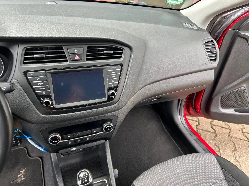 Hoofdafbeelding Hyundai i20