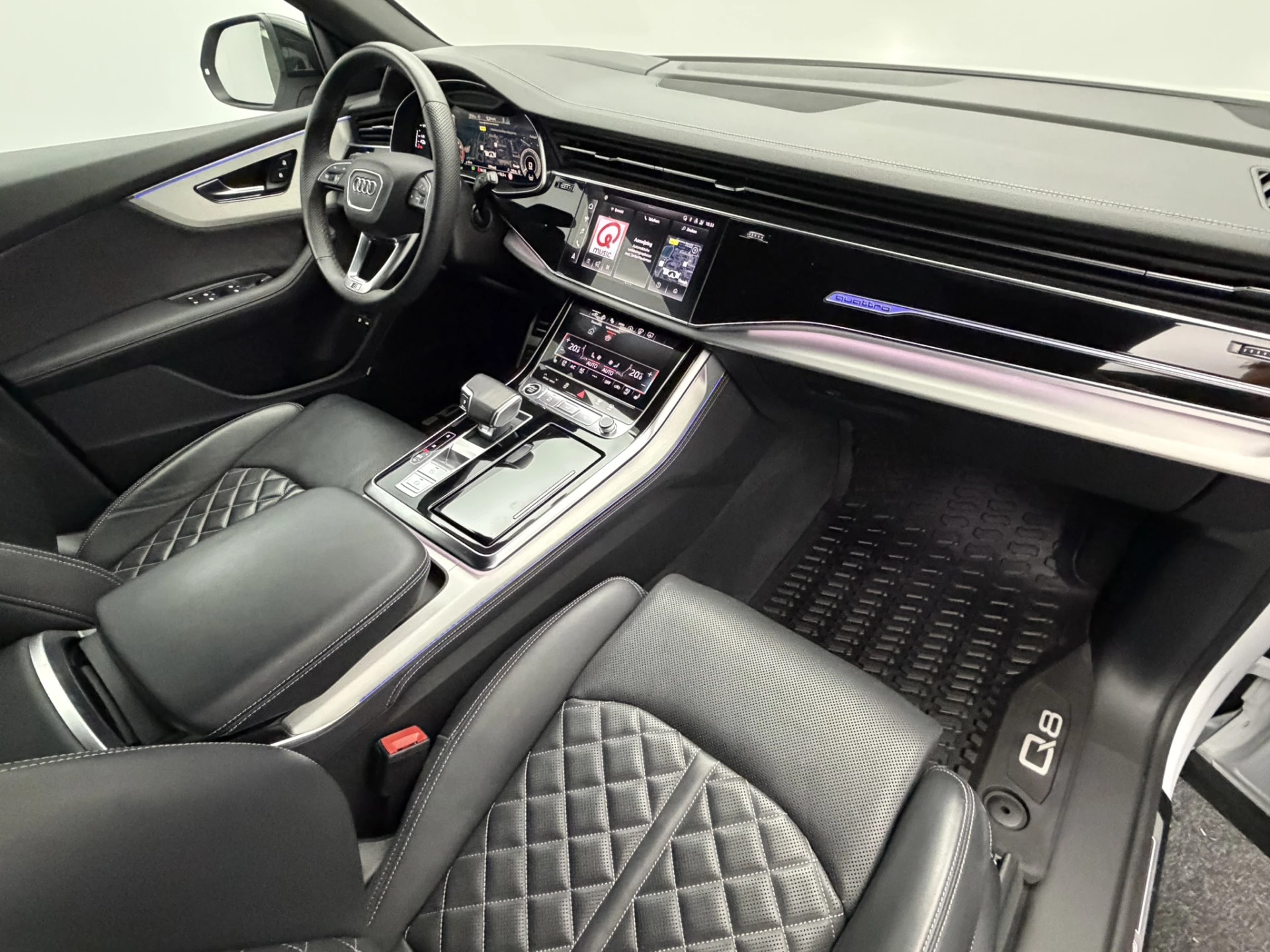 Hoofdafbeelding Audi Q8
