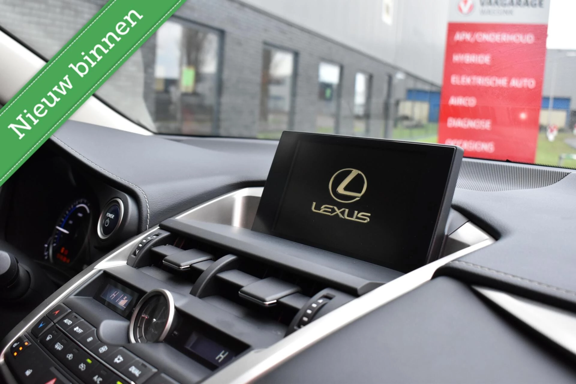 Hoofdafbeelding Lexus NX