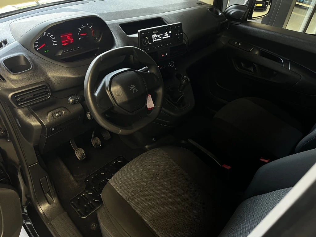 Hoofdafbeelding Peugeot Partner