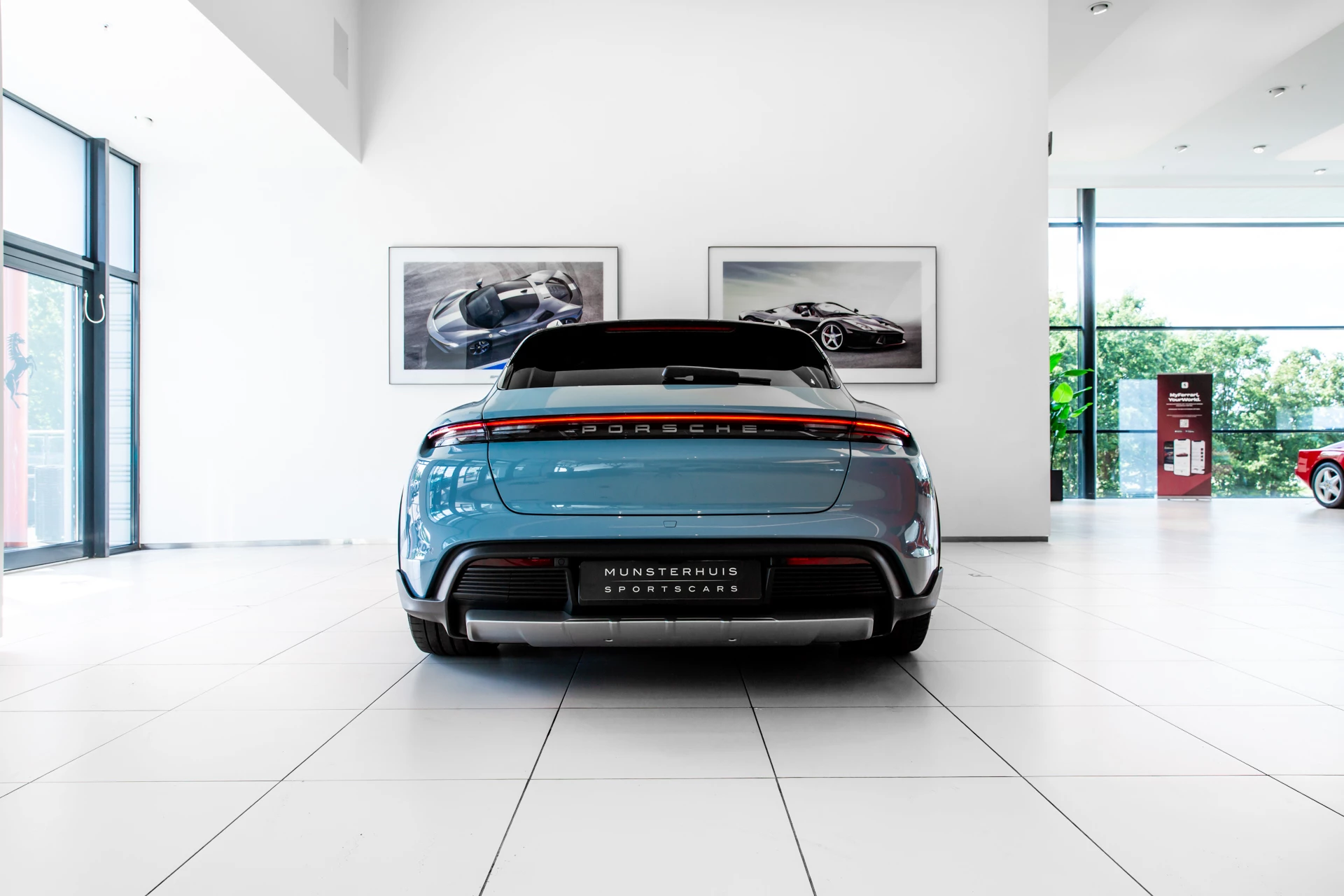 Hoofdafbeelding Porsche Taycan