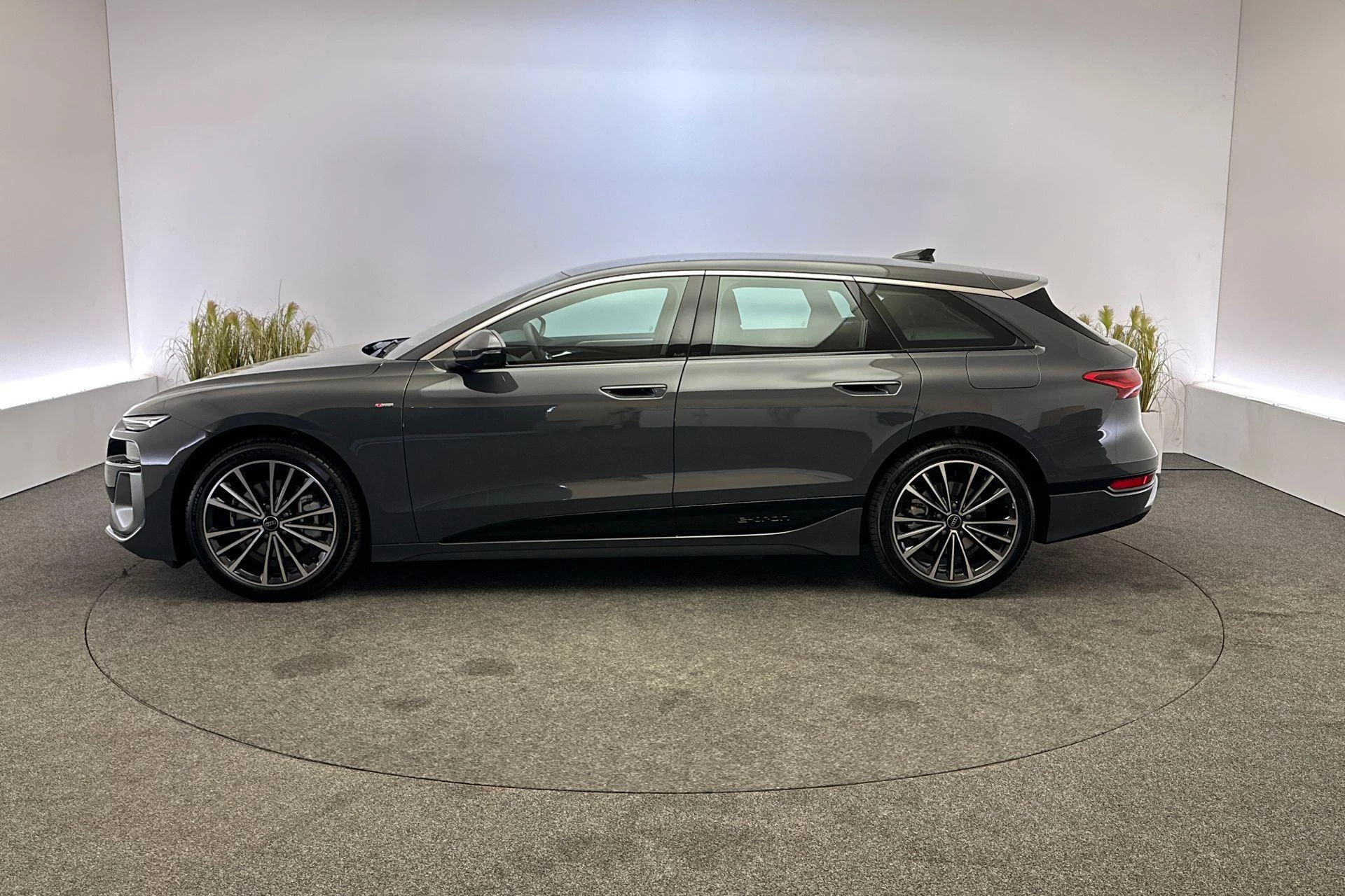 Hoofdafbeelding Audi A6 e-tron