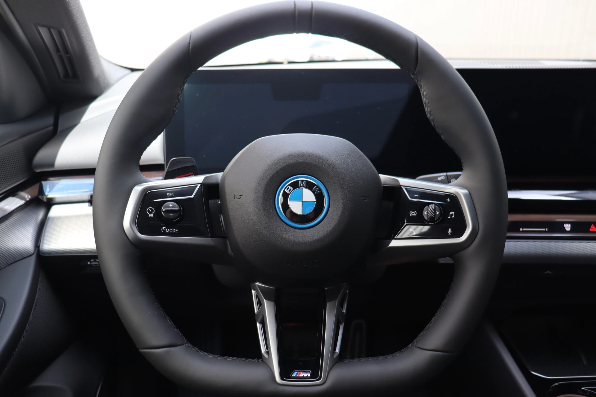 Hoofdafbeelding BMW i5