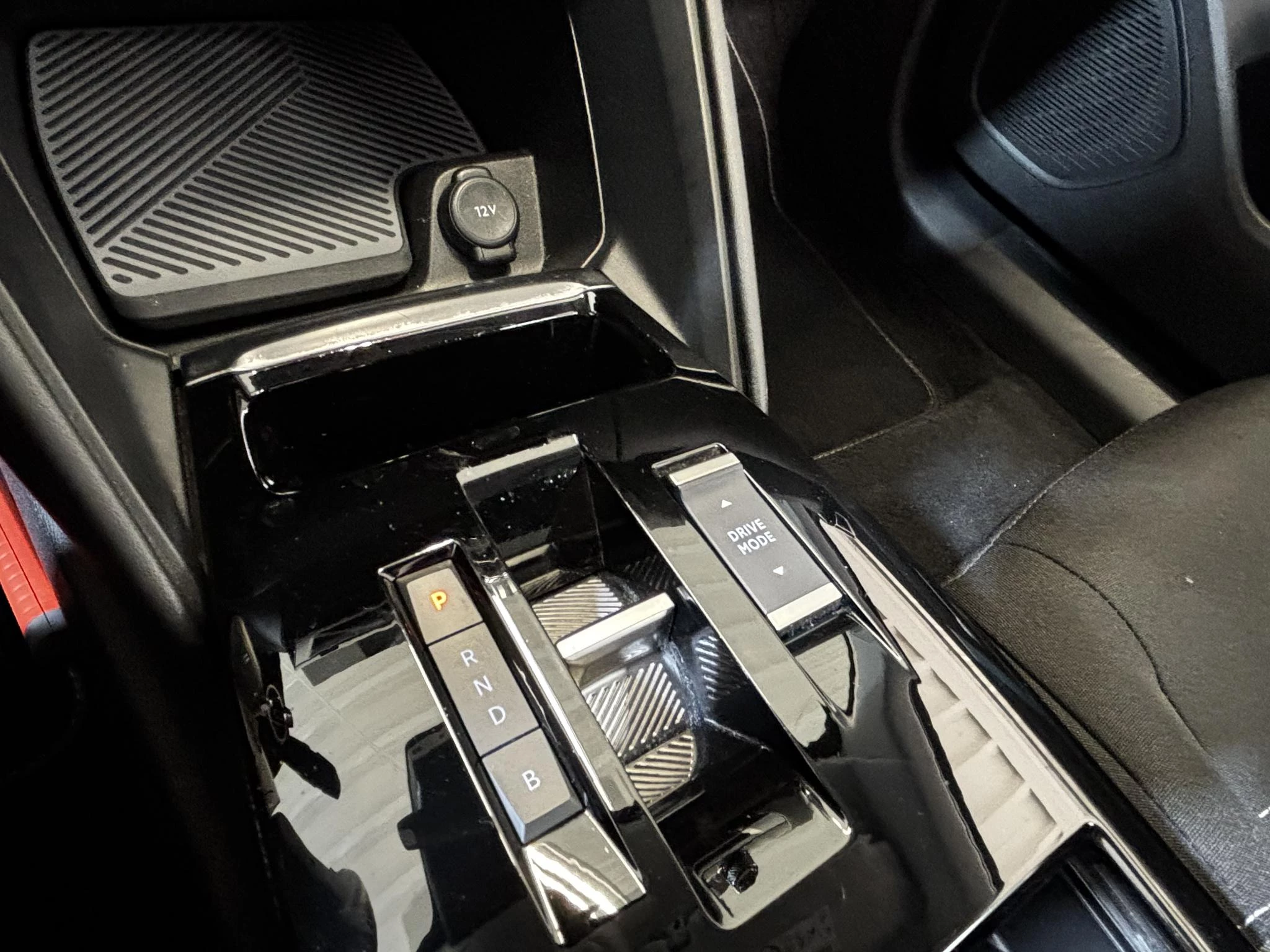 Hoofdafbeelding Citroën ë-C4