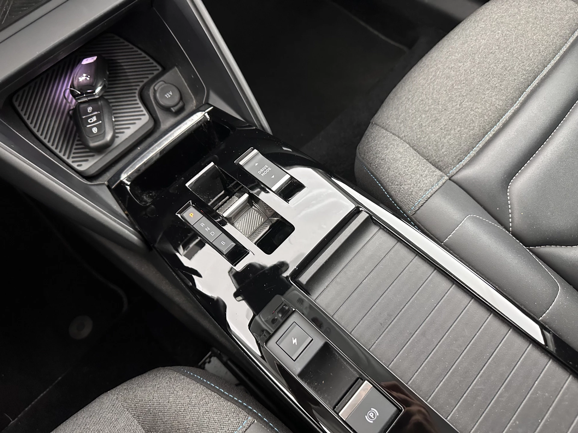 Hoofdafbeelding Citroën ë-C4