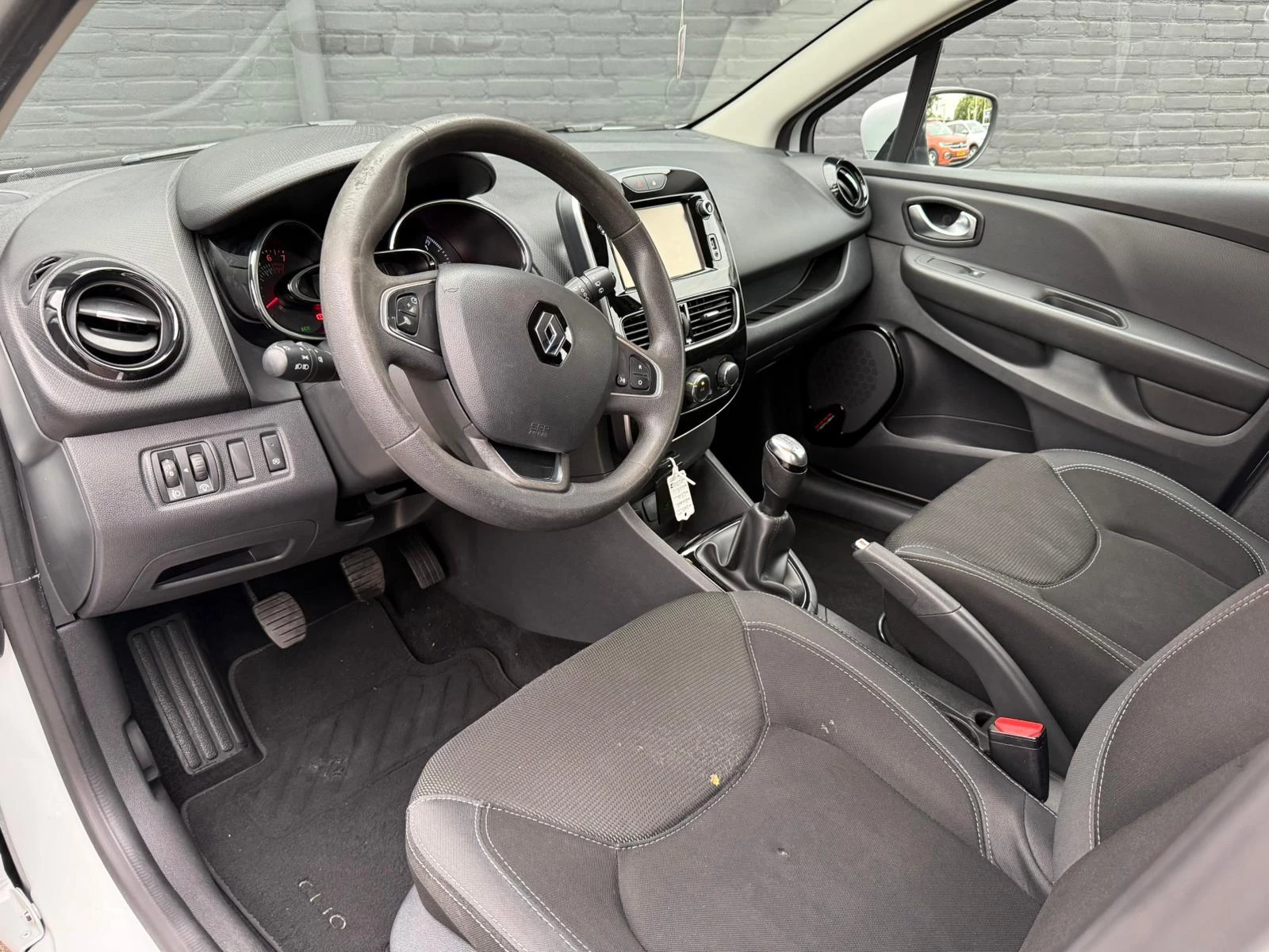 Hoofdafbeelding Renault Clio