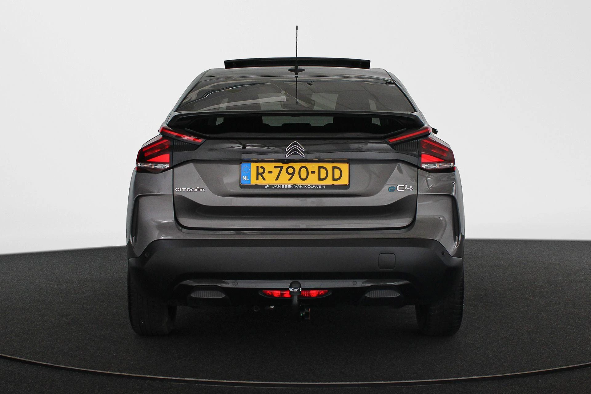 Hoofdafbeelding Citroën ë-C4