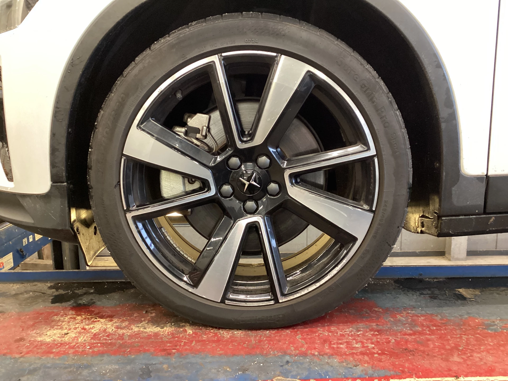 Hoofdafbeelding Polestar 2