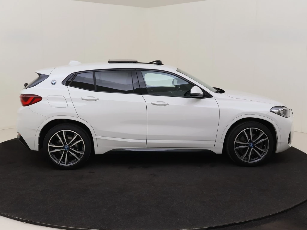 Hoofdafbeelding BMW X2