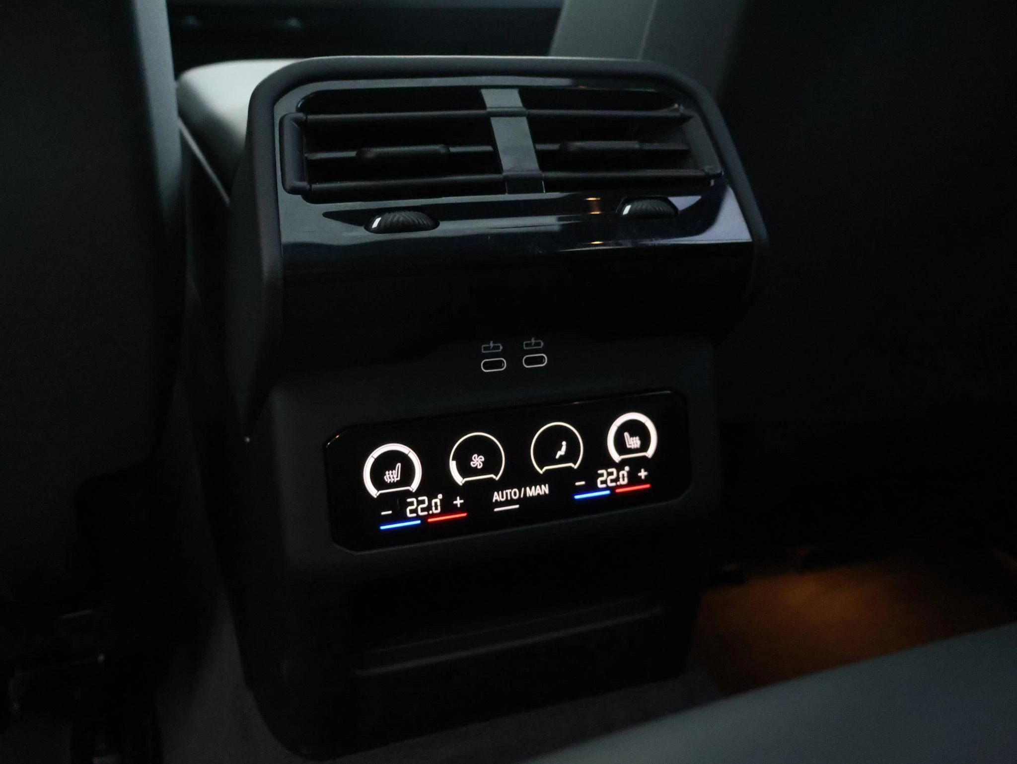 Hoofdafbeelding BMW i5