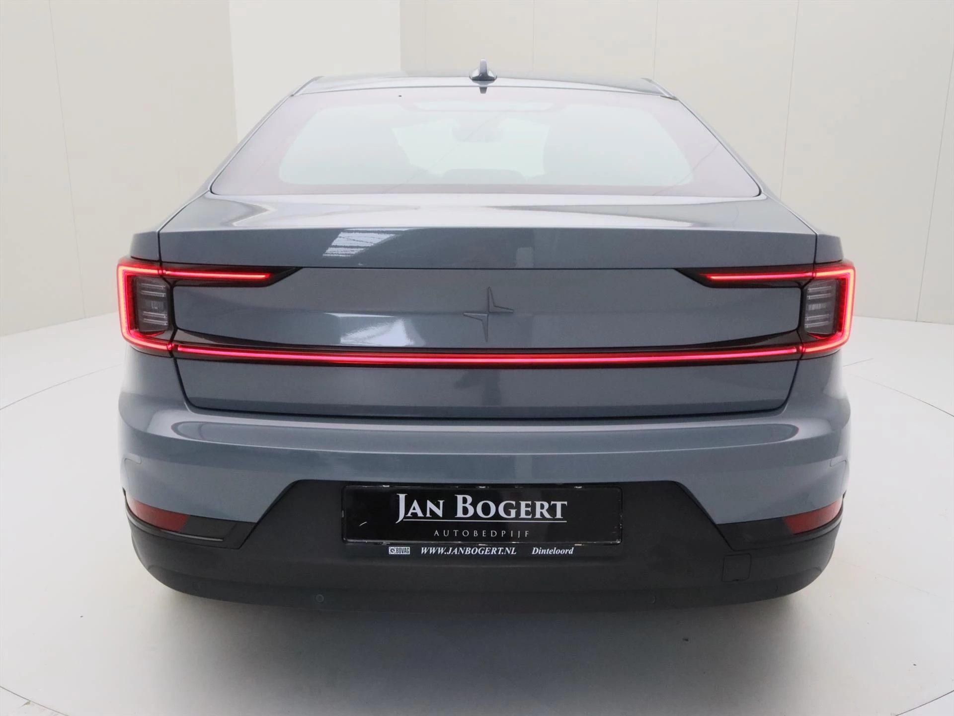Hoofdafbeelding Polestar 2