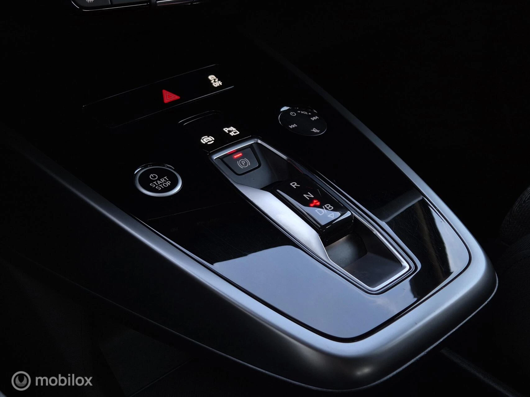 Hoofdafbeelding Audi Q4 e-tron