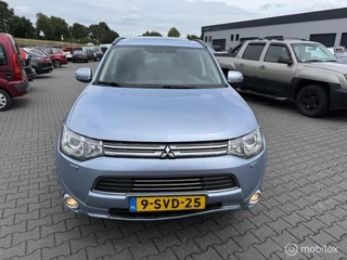 Mitsubishi Outlander 2.0 PHEV Instyle+