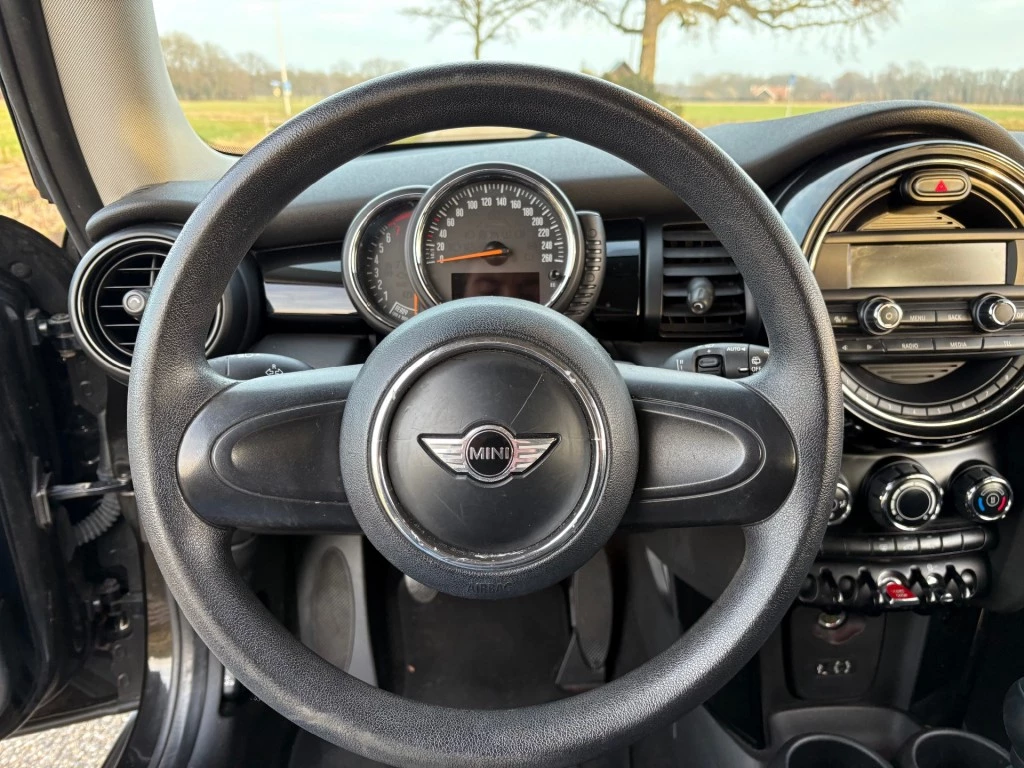 Hoofdafbeelding MINI One