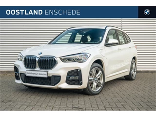 BMW X1 xDrive25e High Executive M Sport Automaat / Panoramadak / Sportstoelen / LED / Head-Up / Harman-Kardon / Cruise Control / Airconditioning / PDC