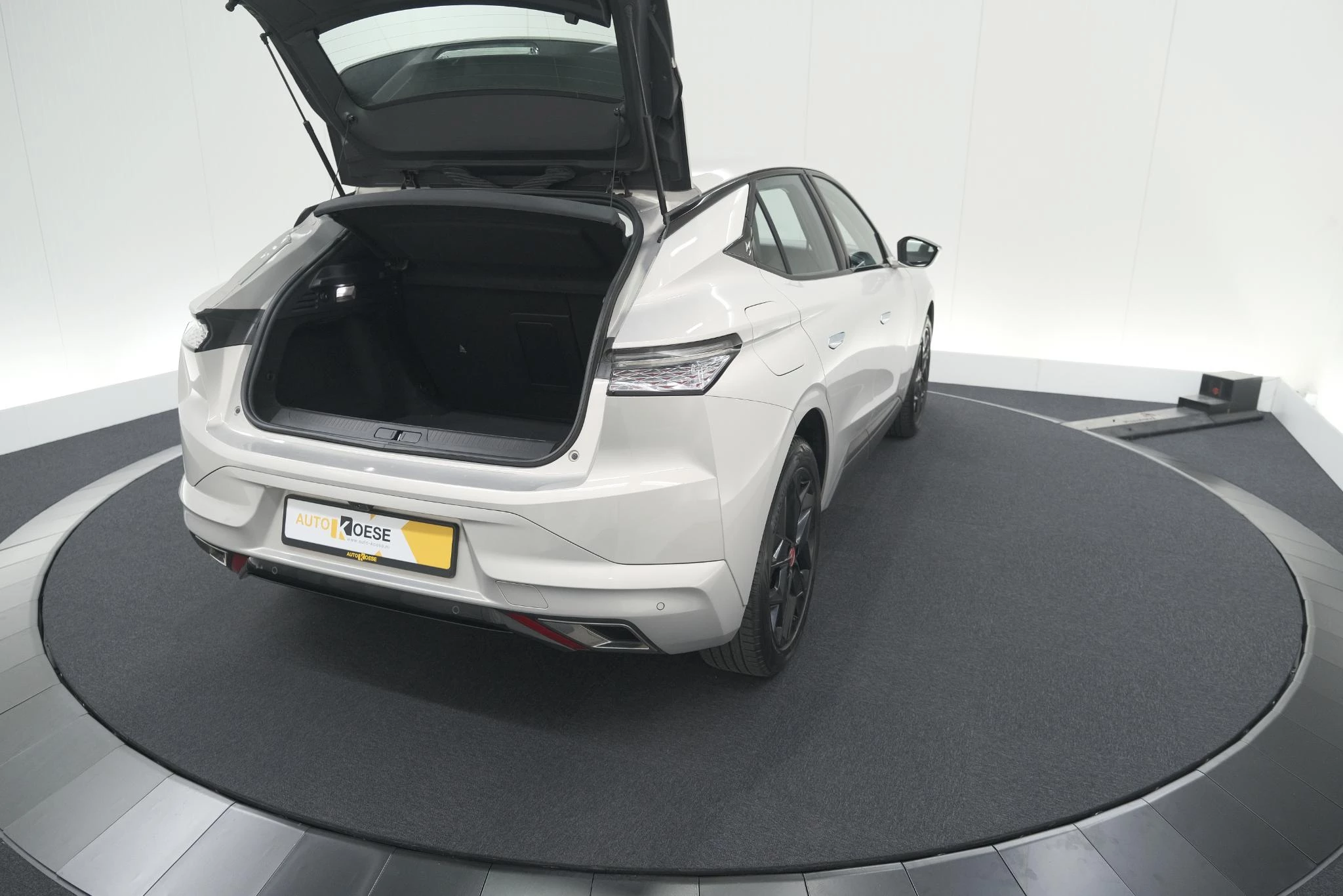 Hoofdafbeelding DS DS 4