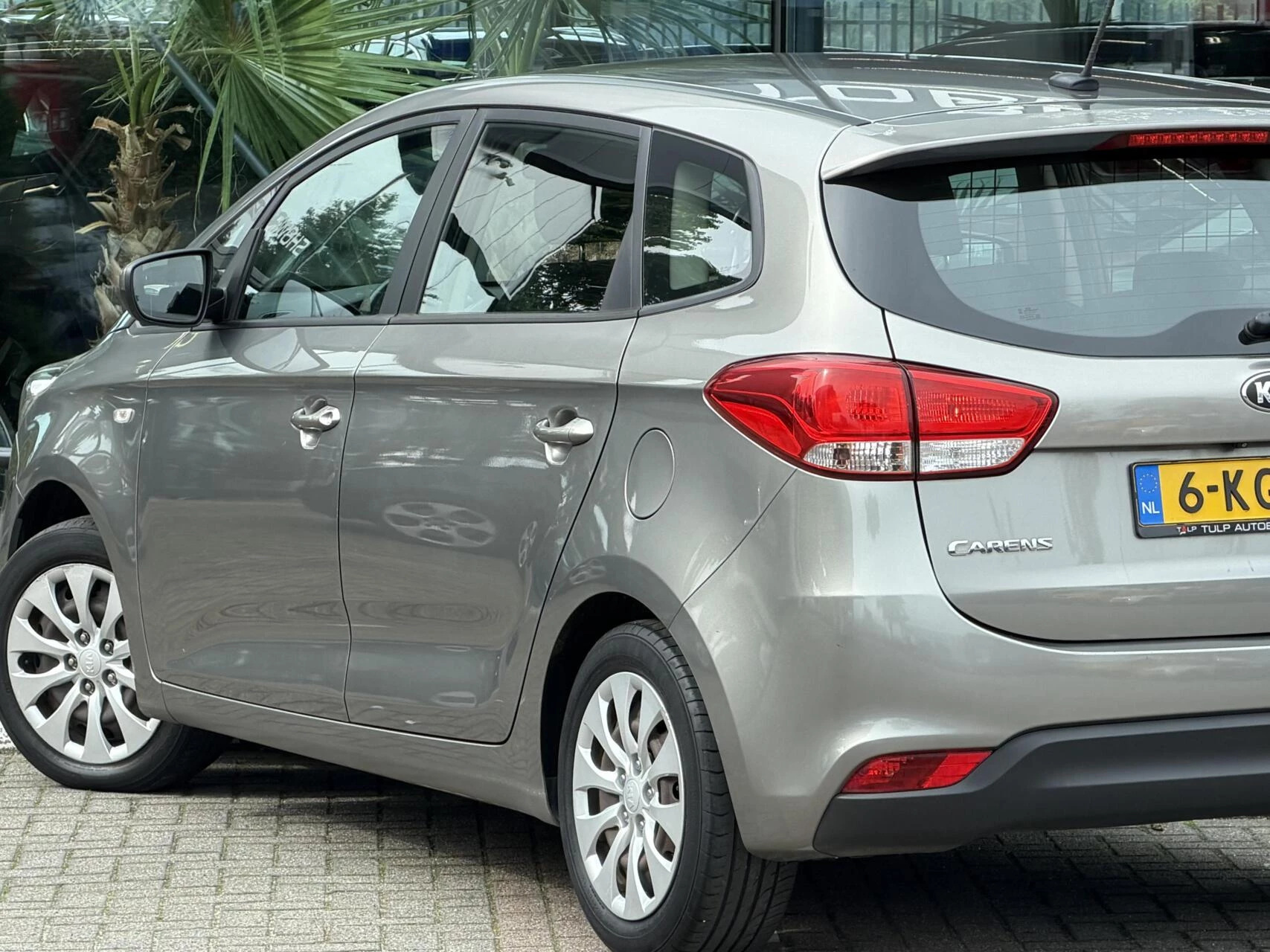 Hoofdafbeelding Kia Carens