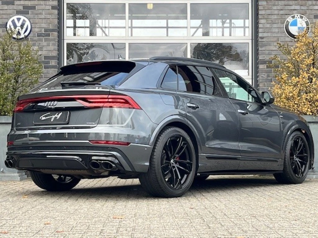 Hoofdafbeelding Audi Q8