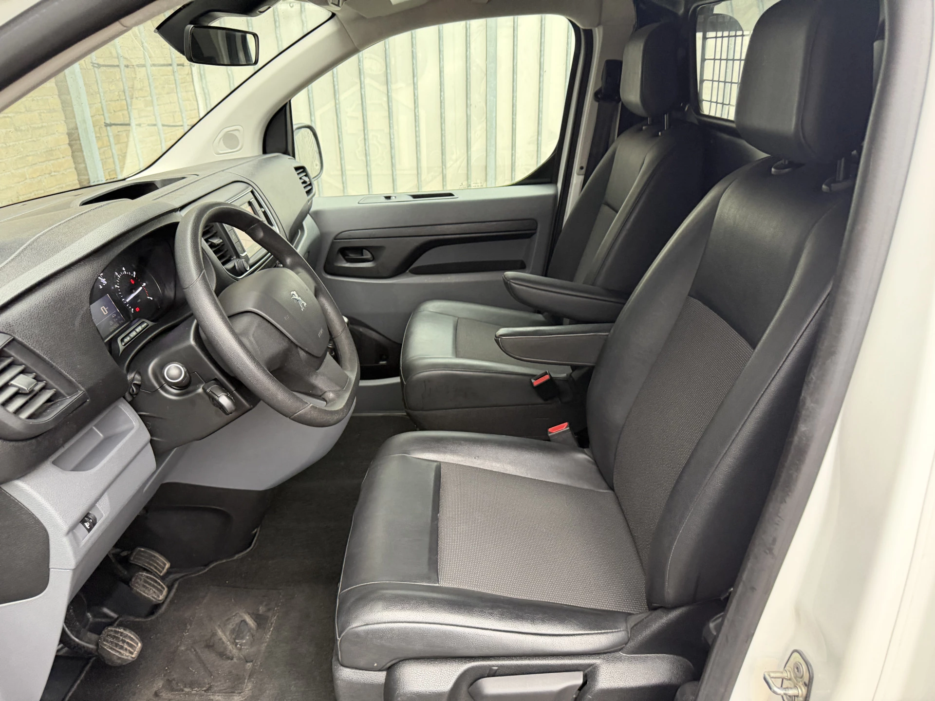 Hoofdafbeelding Peugeot Expert