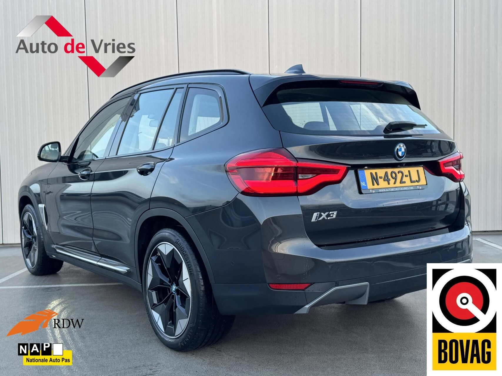 Hoofdafbeelding BMW iX3