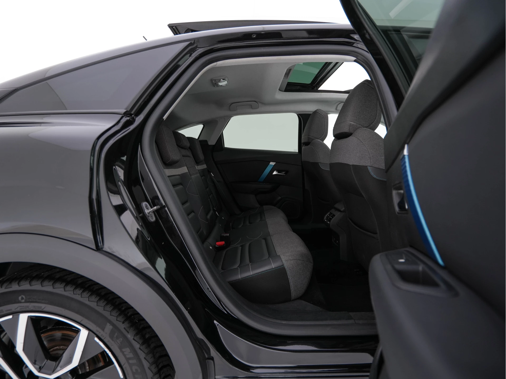 Hoofdafbeelding Citroën ë-C4