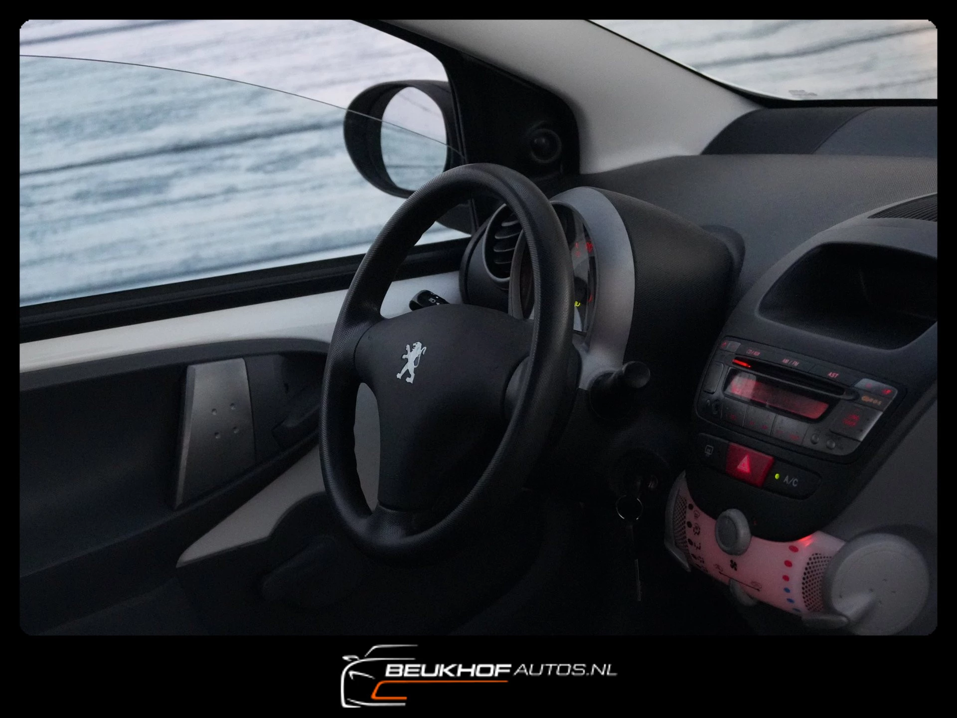 Hoofdafbeelding Peugeot 107