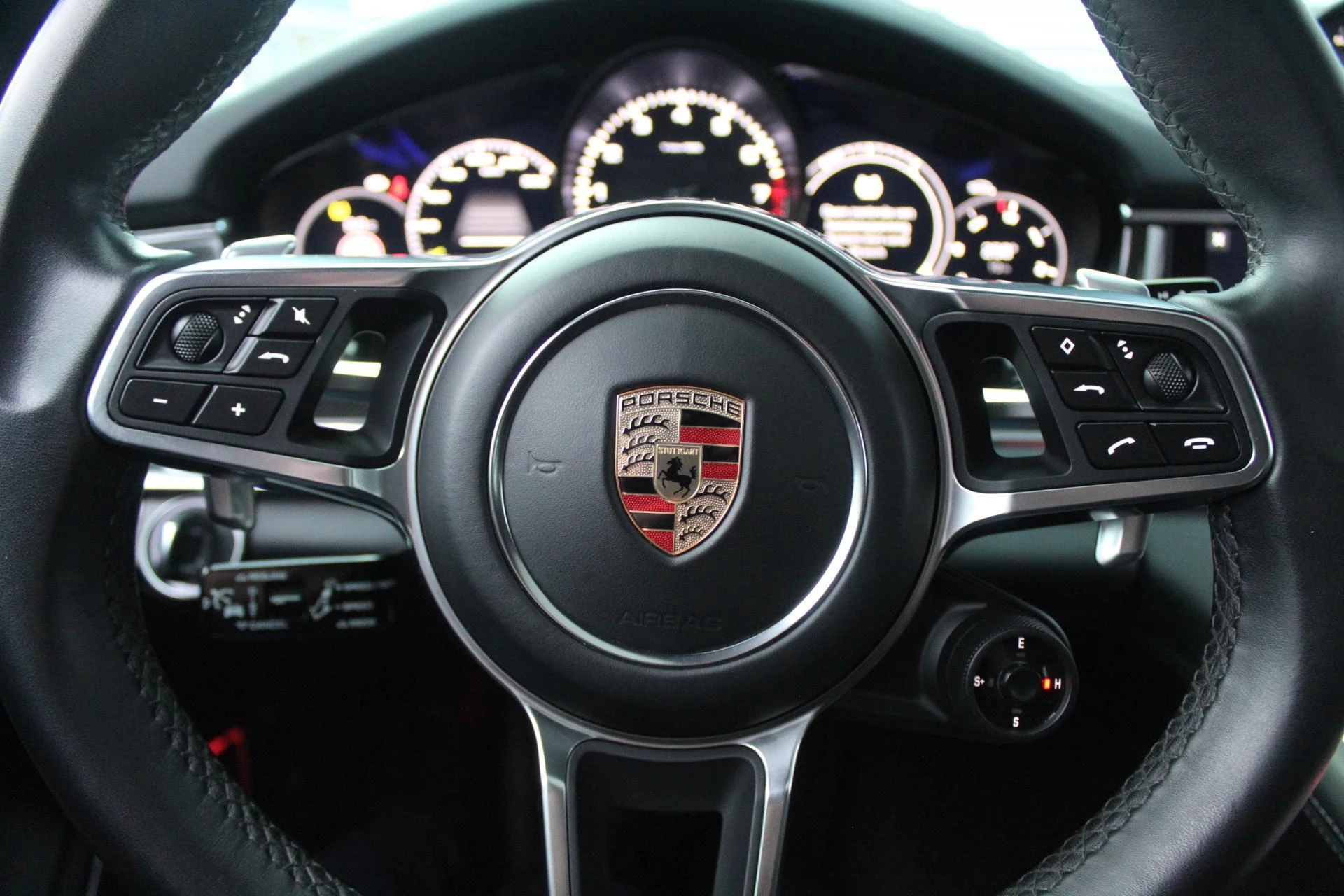 Hoofdafbeelding Porsche Panamera