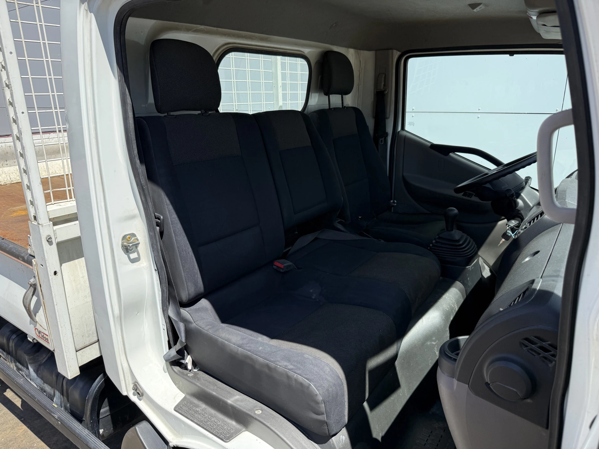 Hoofdafbeelding Nissan NT400