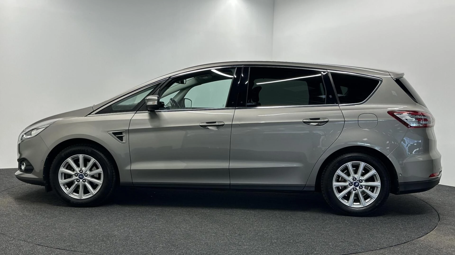 Hoofdafbeelding Ford S-Max