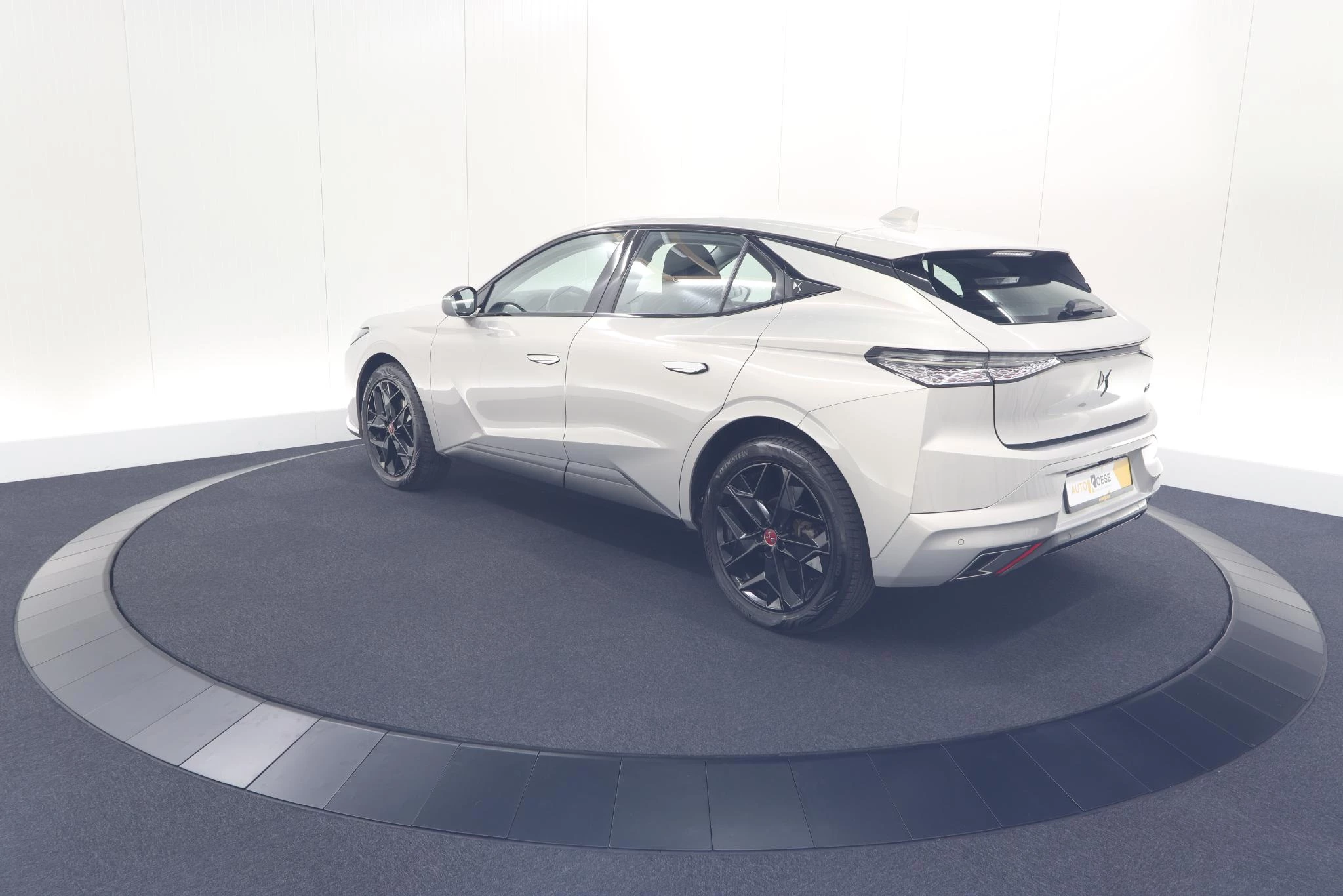 Hoofdafbeelding DS DS 4