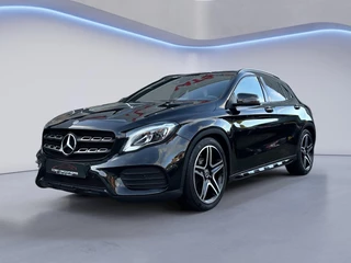 Mercedes-Benz GLA-klasse 180 Business Solution AMG /Apple & Android carplay/Panoramadak/AMG pakket/Sportstoelen verwarmd/Sportonderstel/Isofix/Navi (MET GARANTIE*)