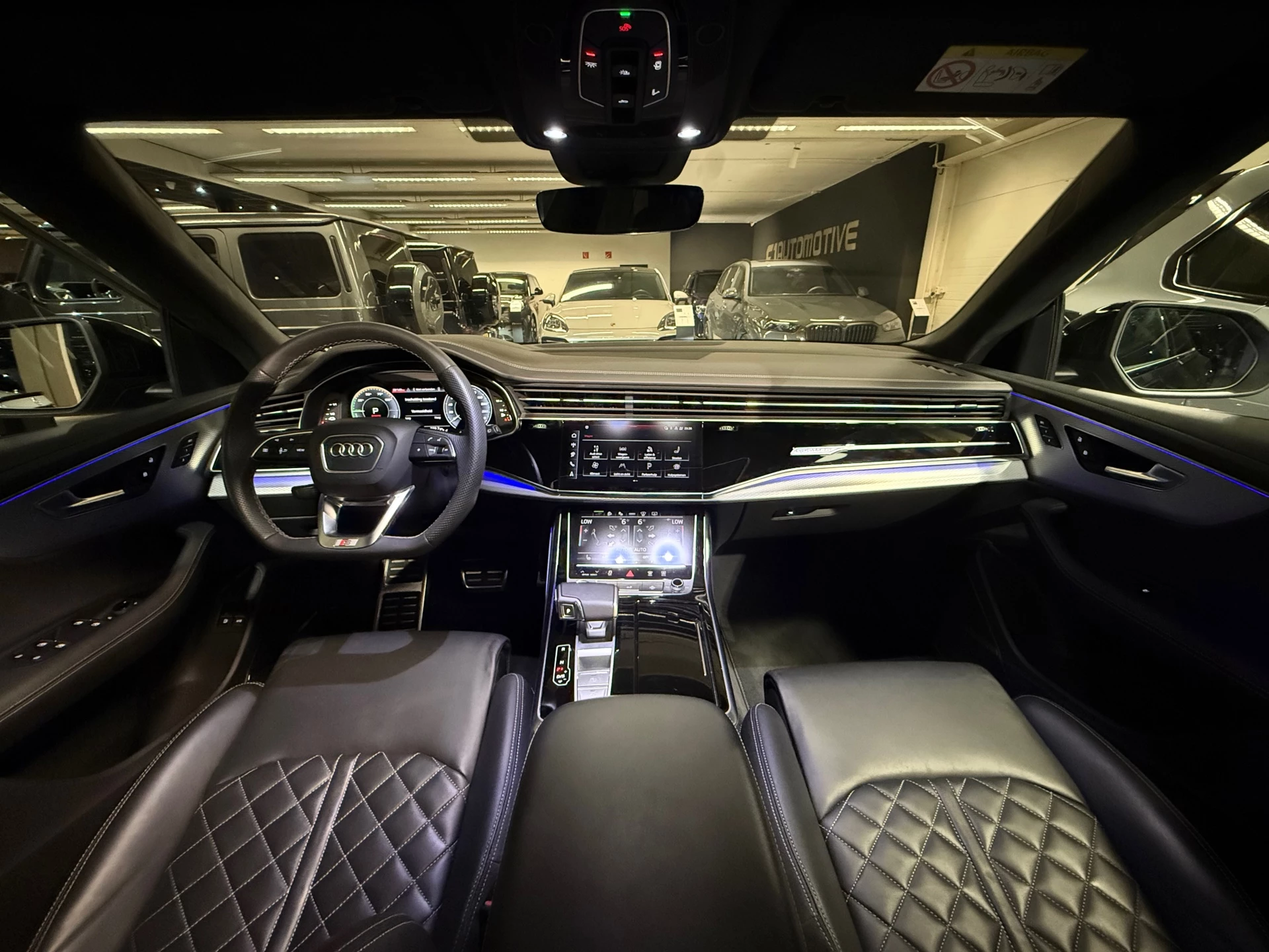 Hoofdafbeelding Audi Q8