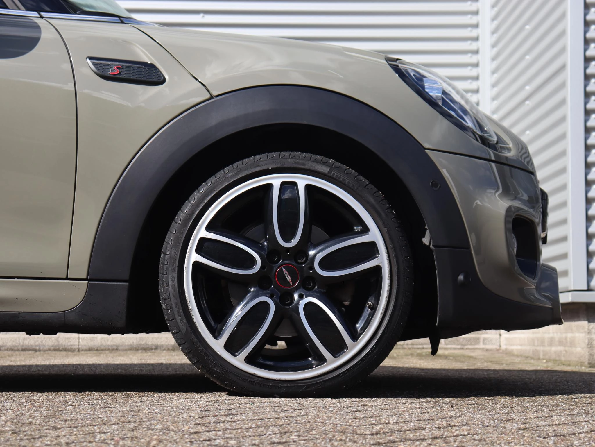 Hoofdafbeelding MINI 5-deurs