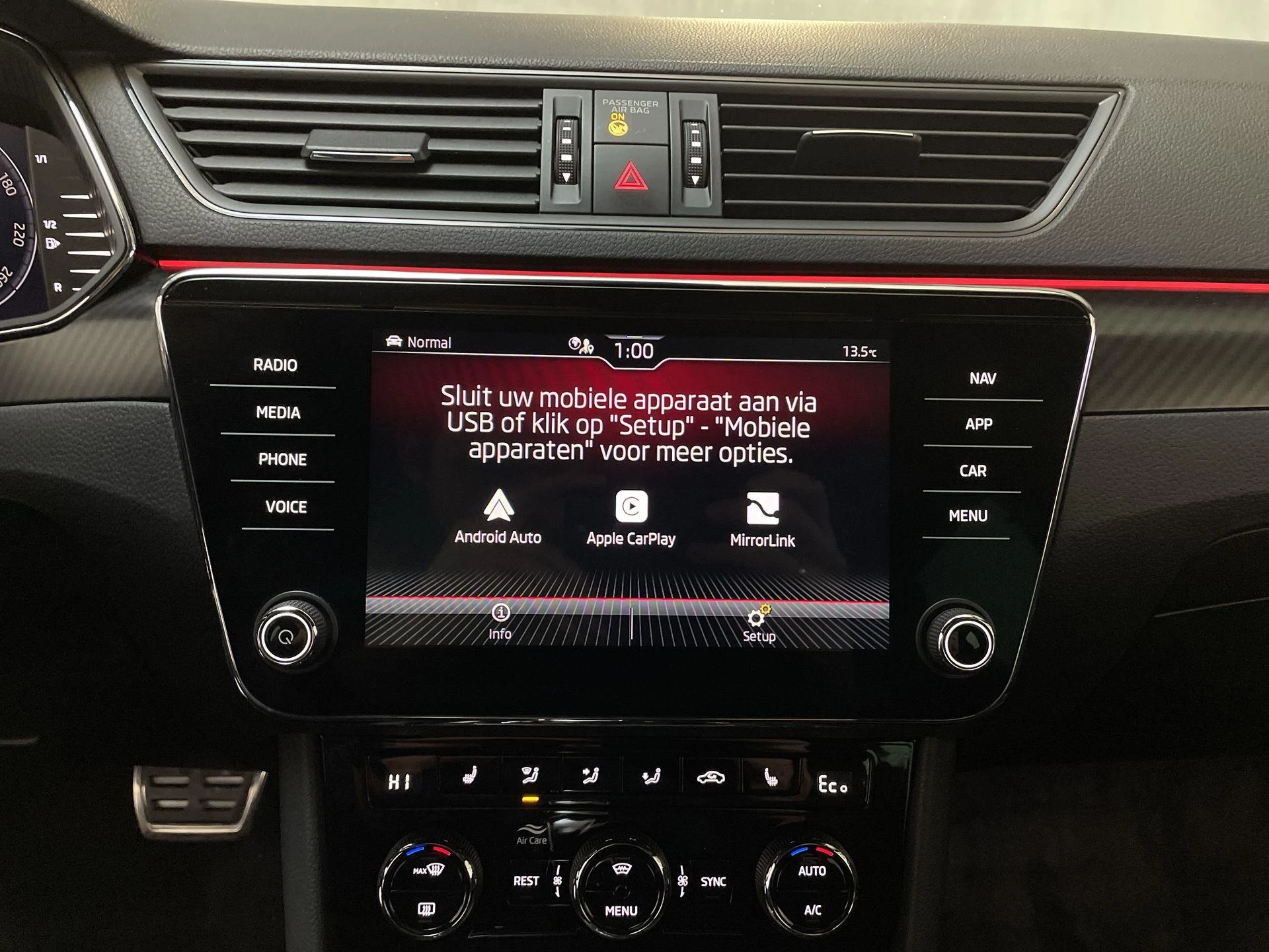 Hoofdafbeelding Škoda Superb