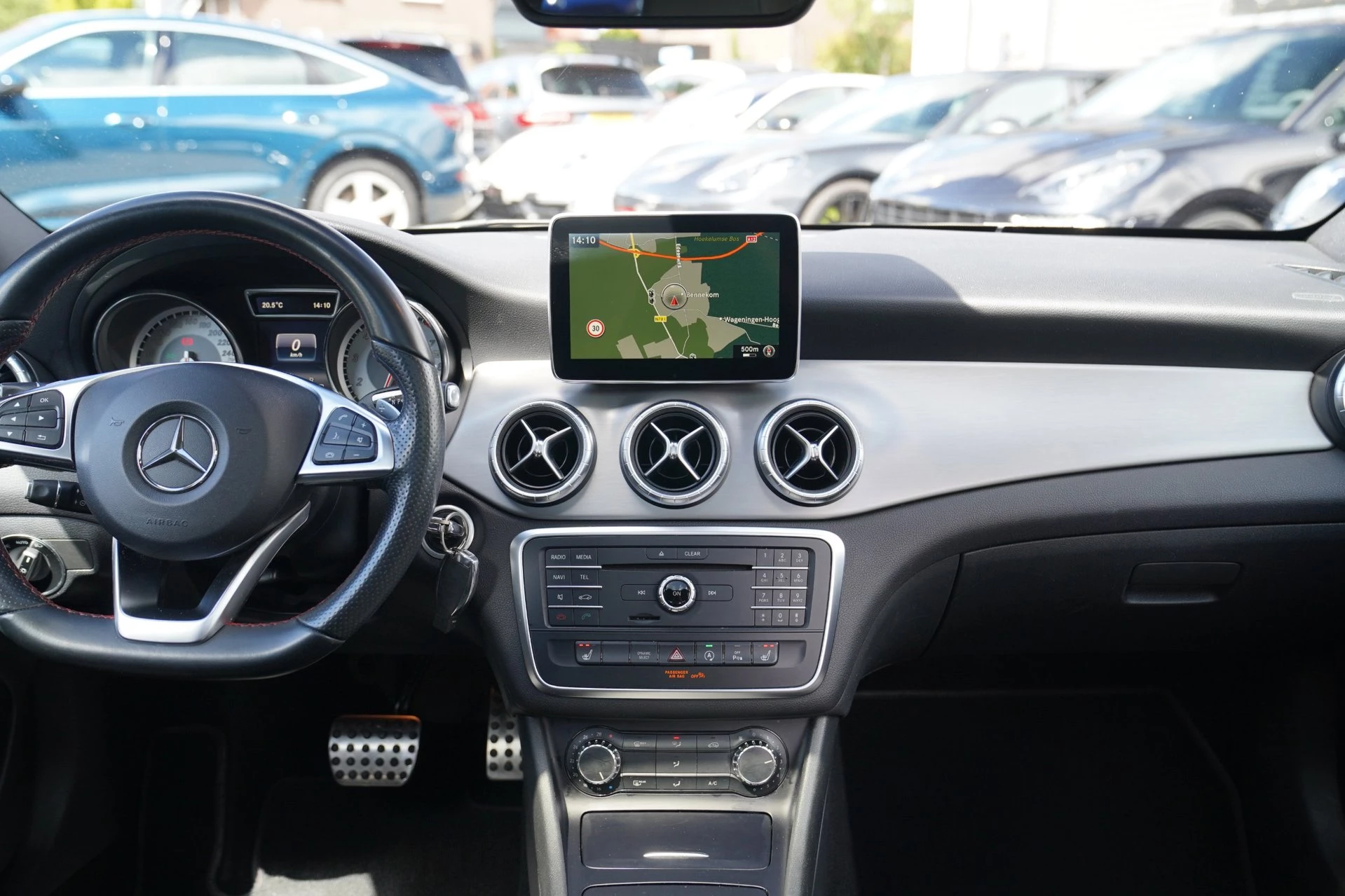 Hoofdafbeelding Mercedes-Benz CLA
